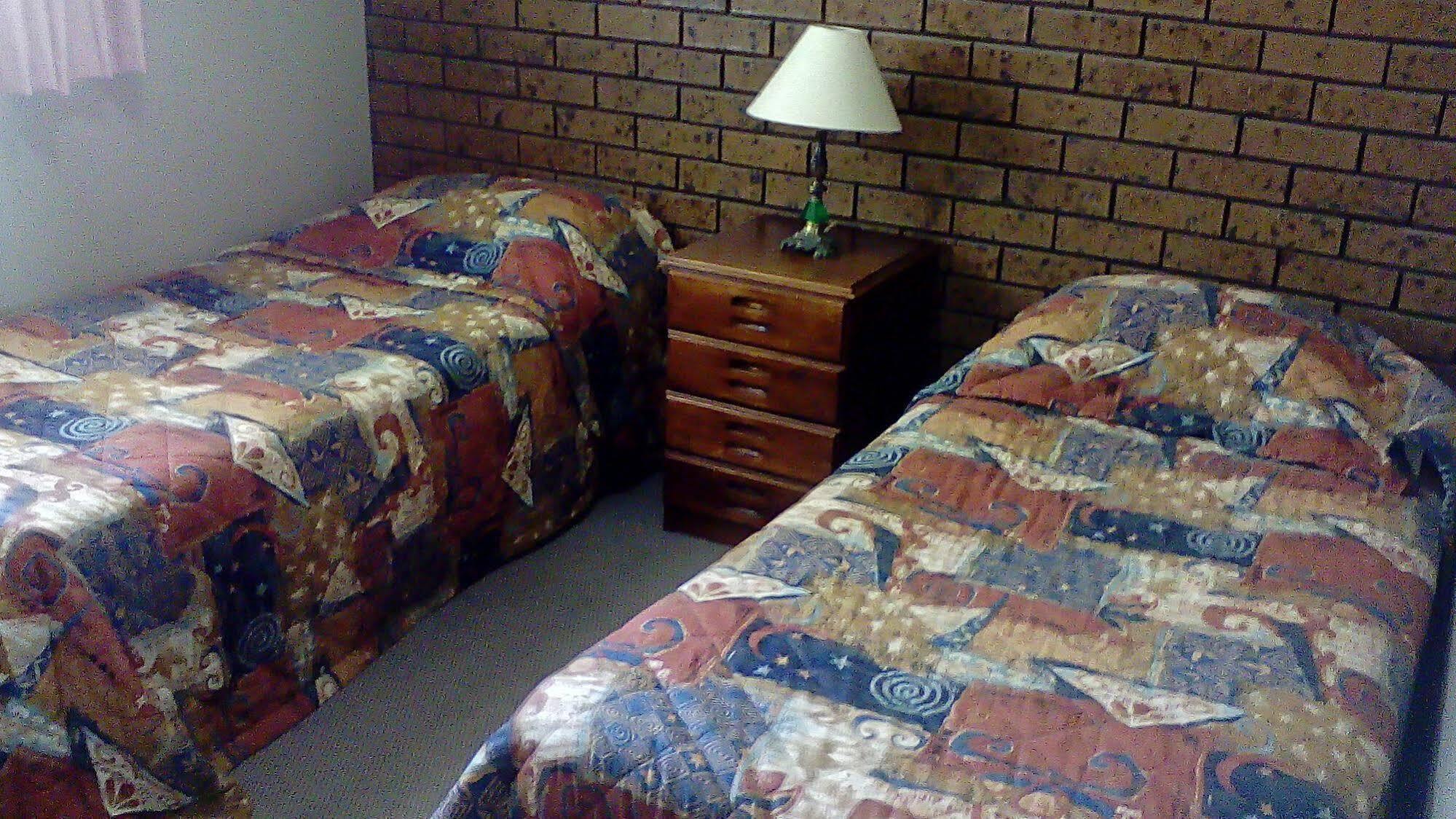 Cardigan Lodge Motel Ballarat Exterior photo